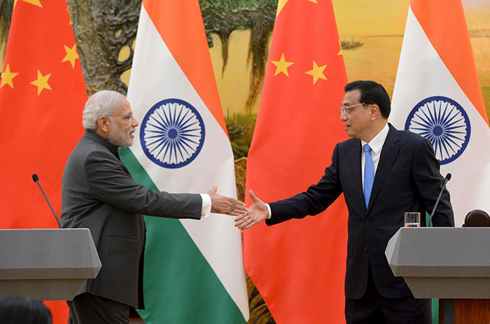 La Chine et l'Inde conviennent d'élever leurs relations bilatérales