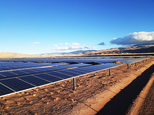 La centrale solaire de Cauchari (sur Wikipedia)