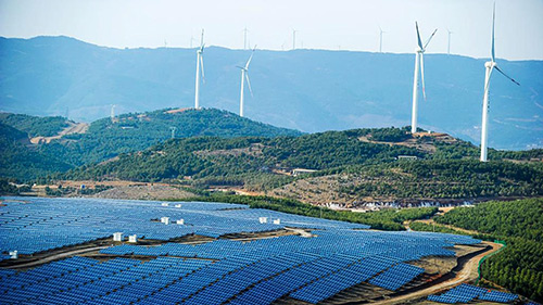 Une ferme solaire à Guizhou, en Chine  (photo Xinhua 2023)
